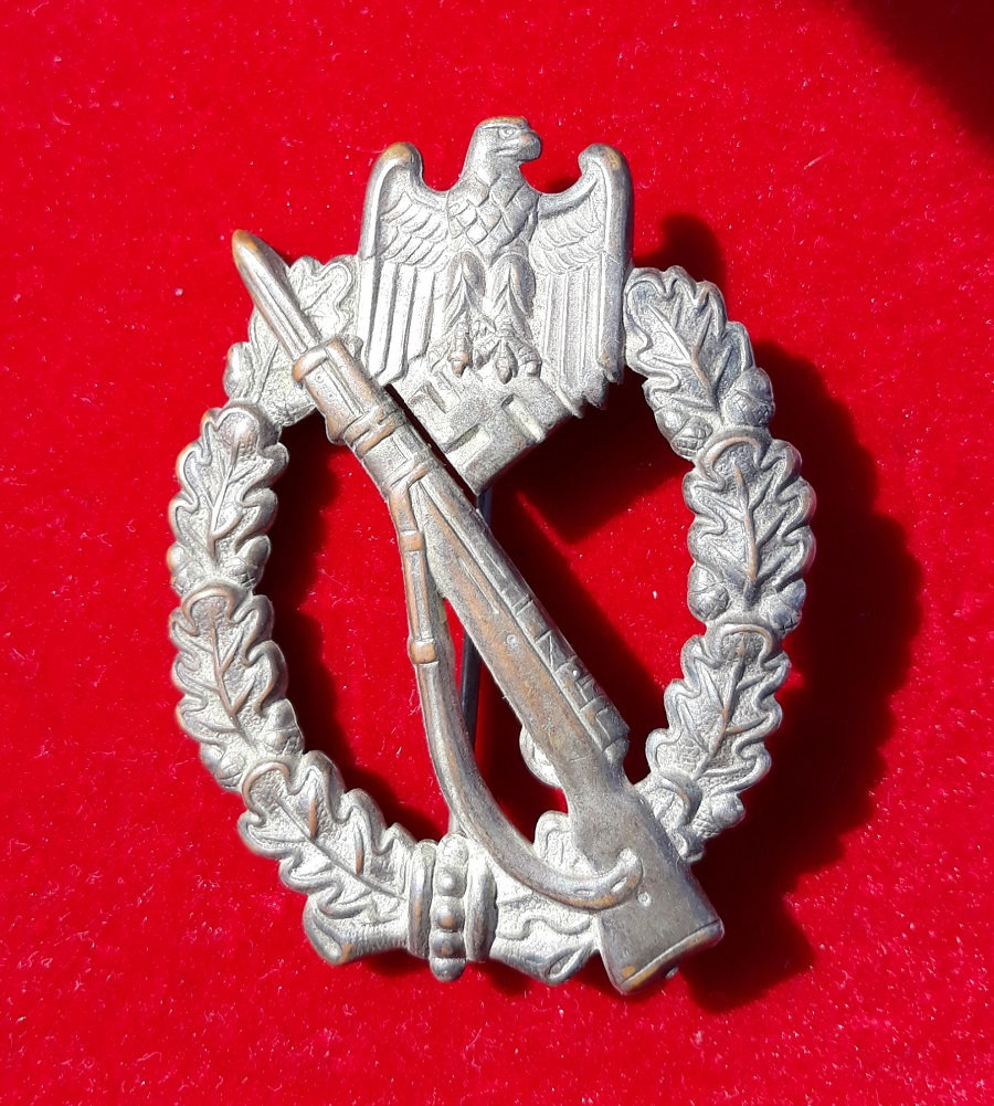 Badge d'infanterie allemand X7sw
