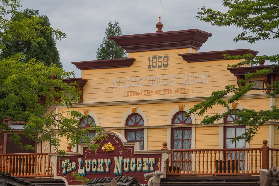 The Lucky Nugget (Disneyland Parc)  - Page 14 4zms