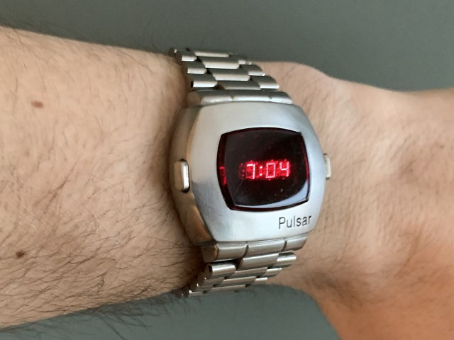 How to set time online on pulsar led watch