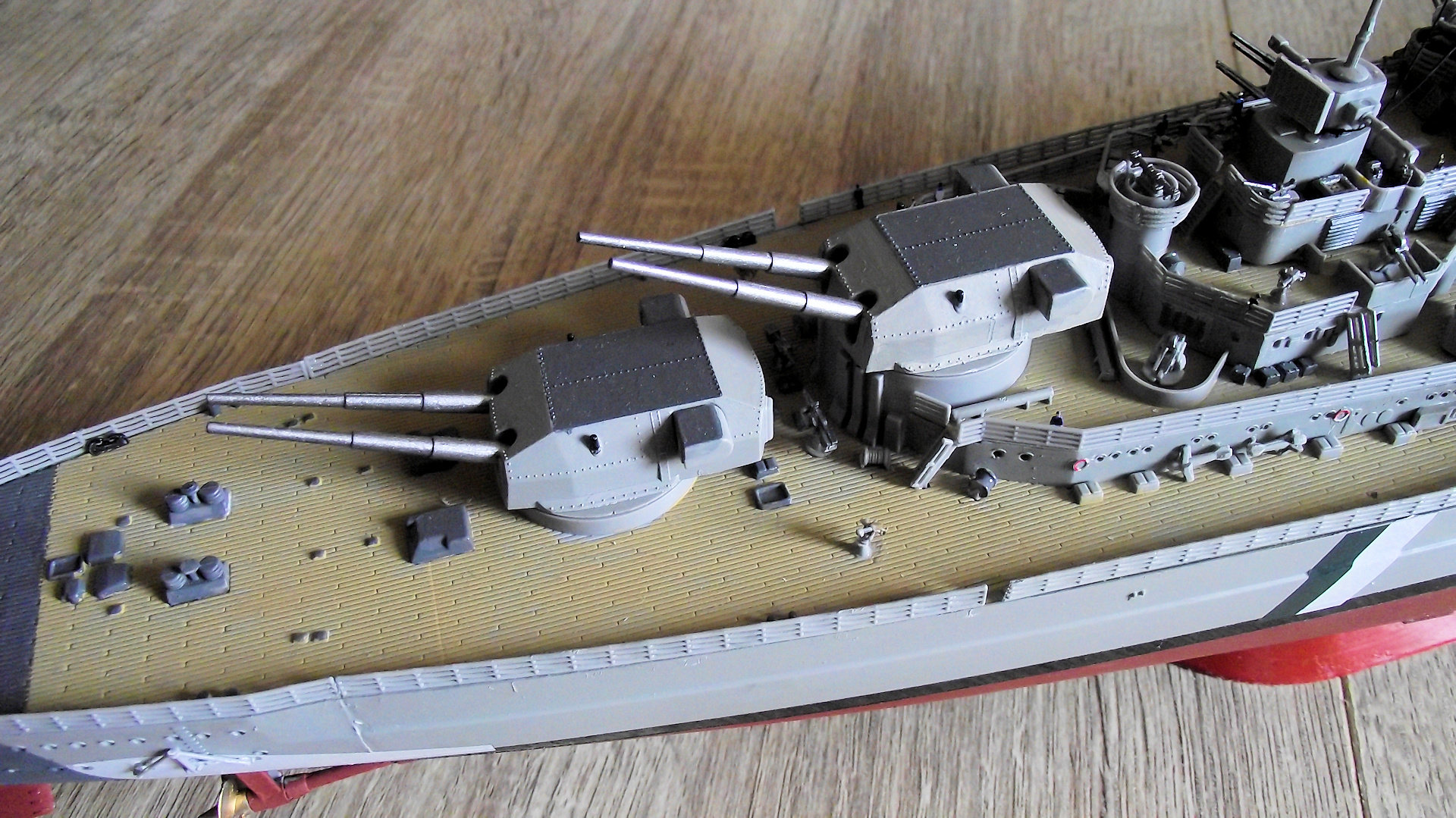 Bismarck Revell au 1x350 Uhsb