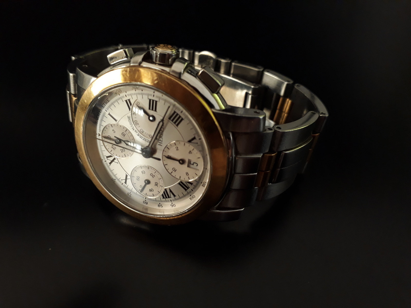 La montre du vendredi 5 juillet 2019 Hhju