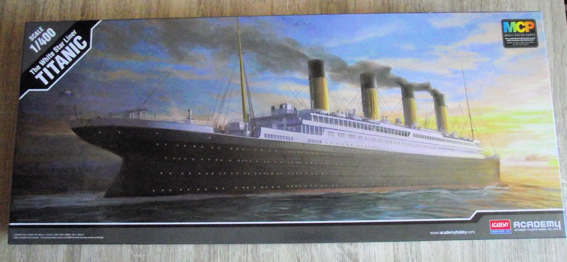 Titanic Academy au 1x400 Pnqe