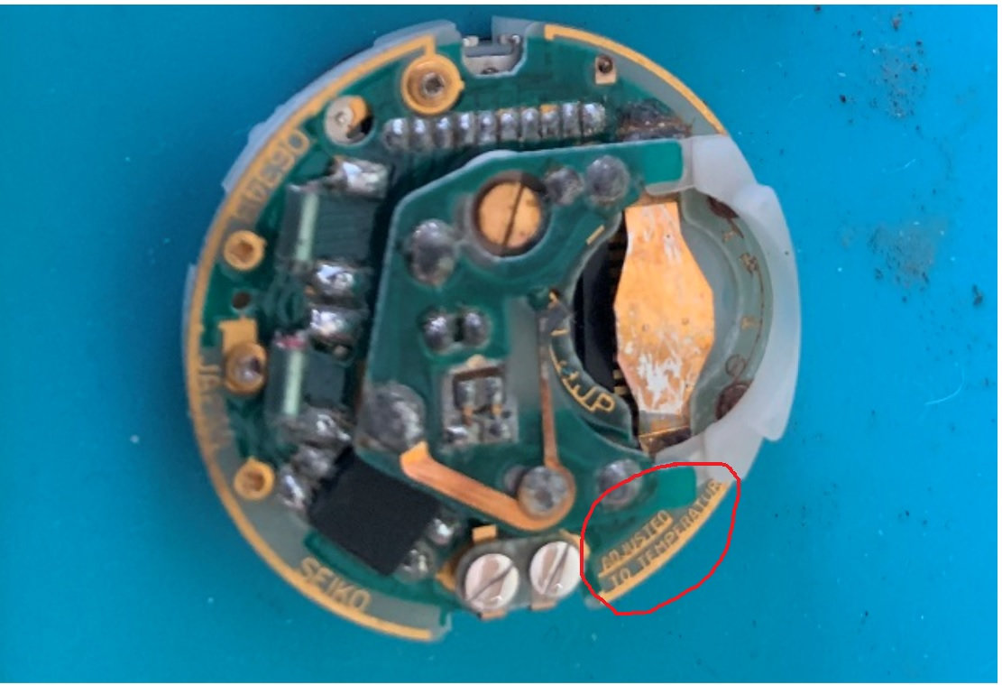 Envie d'une montre digitale vintage, mais laquelle? - Page 3 El9i