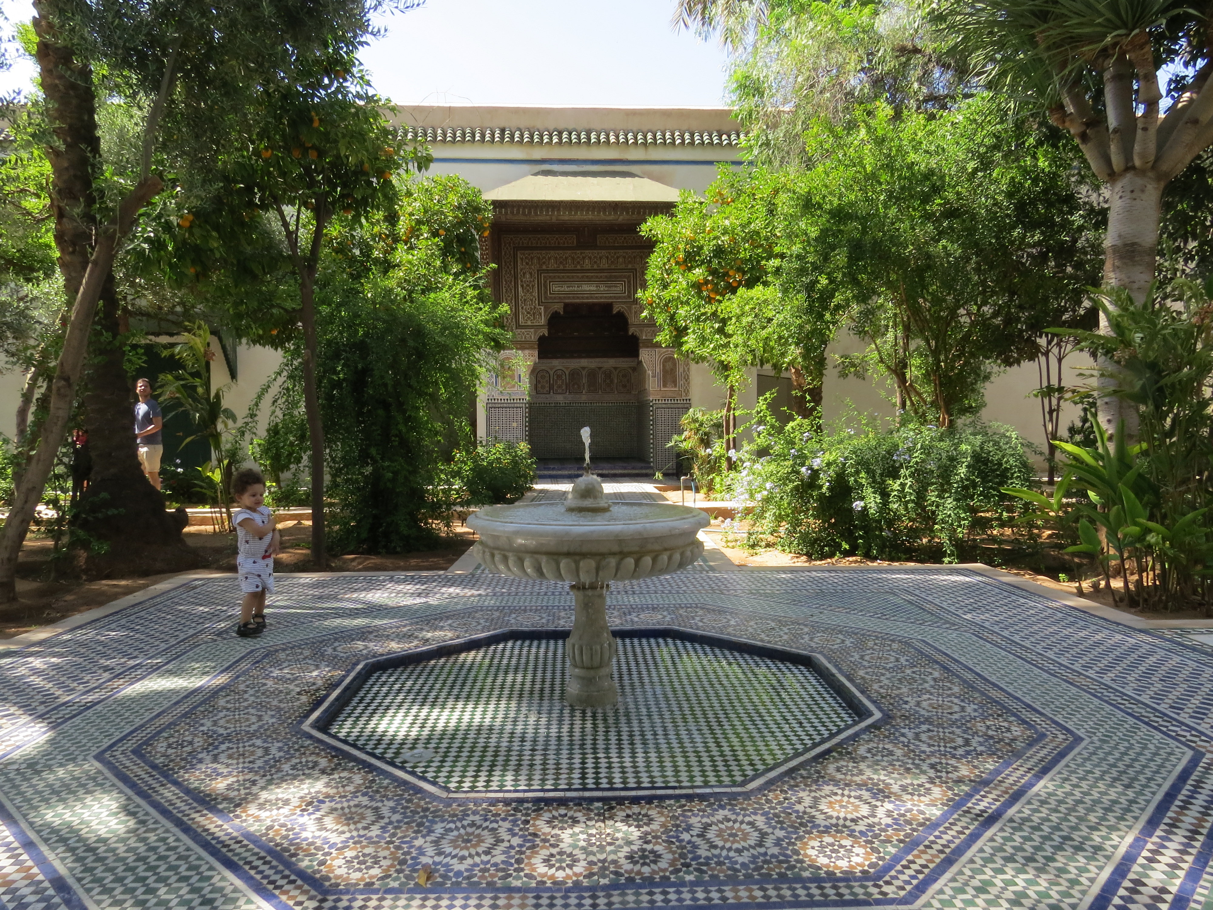 Palais de la Bahia à Marrakech, jardin et fontaine