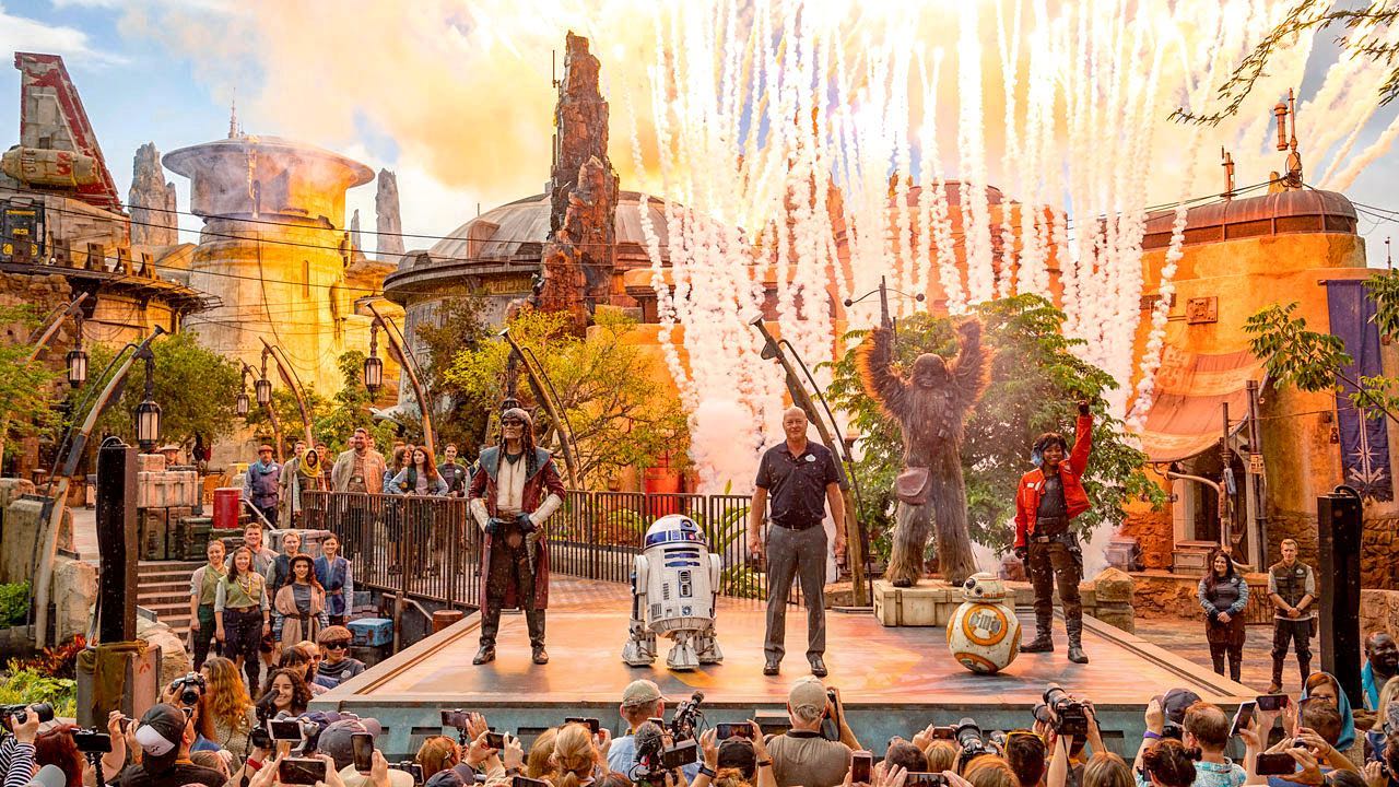 Star Wars: Galaxy's Edge [Disney's Hollywood Studios - 2019] - Page 17 Wb5u