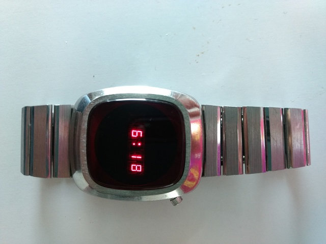 Commodore hot sale led watch