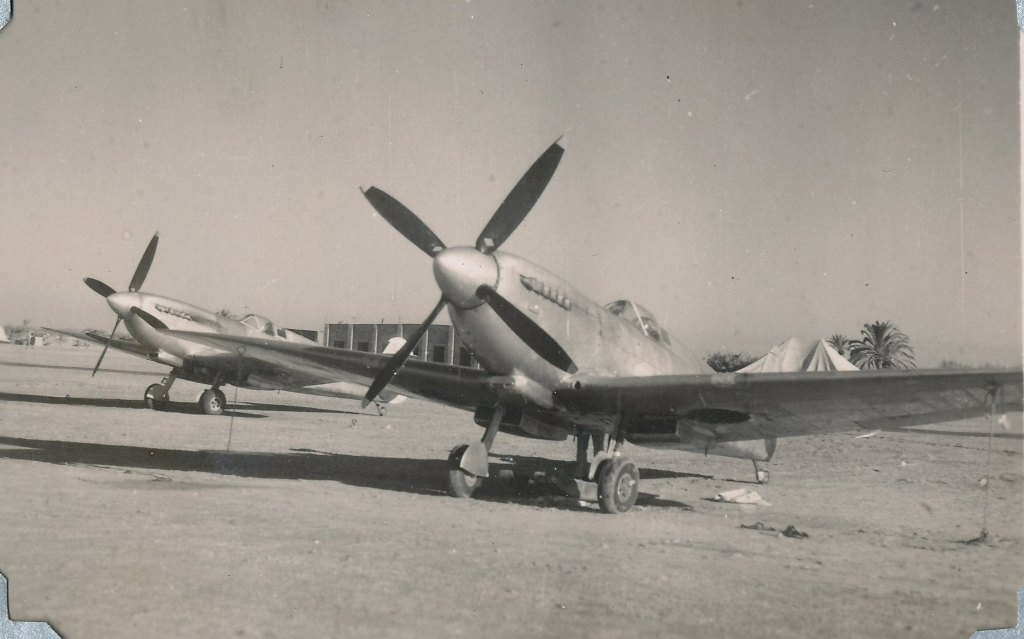 Spit IX 1/48 SAAF Chypre 1944 1zd4