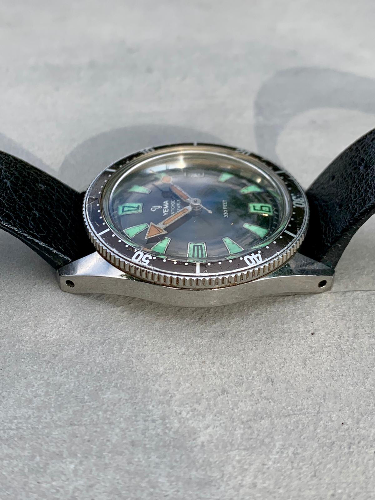 Montre De Plongée Vintage YEMA Junior Mécanique – 330 Feet, Boîtier Acier, Cadran Noir