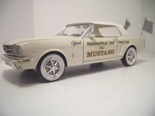 mustang 1964 indy pace car de chez MONOGRAM au 1/24 - Page 4 7z7r