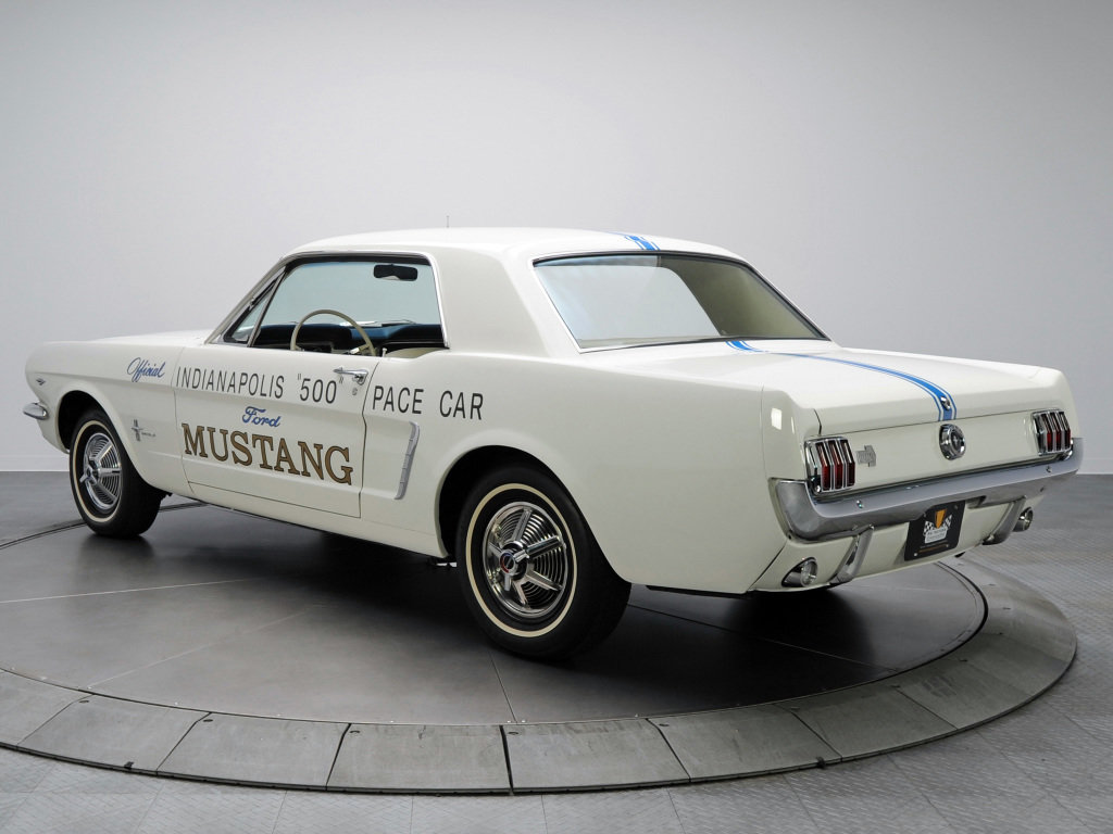 mustang 1964 indy pace car de chez monogram au 1/24 O47n