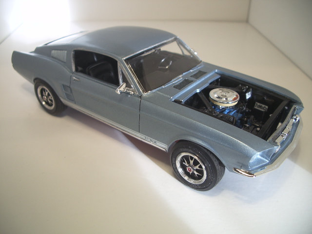 mustang  GT 1967 Fastback AMT/ERTL au 1/25 - Page 3 Tfqv