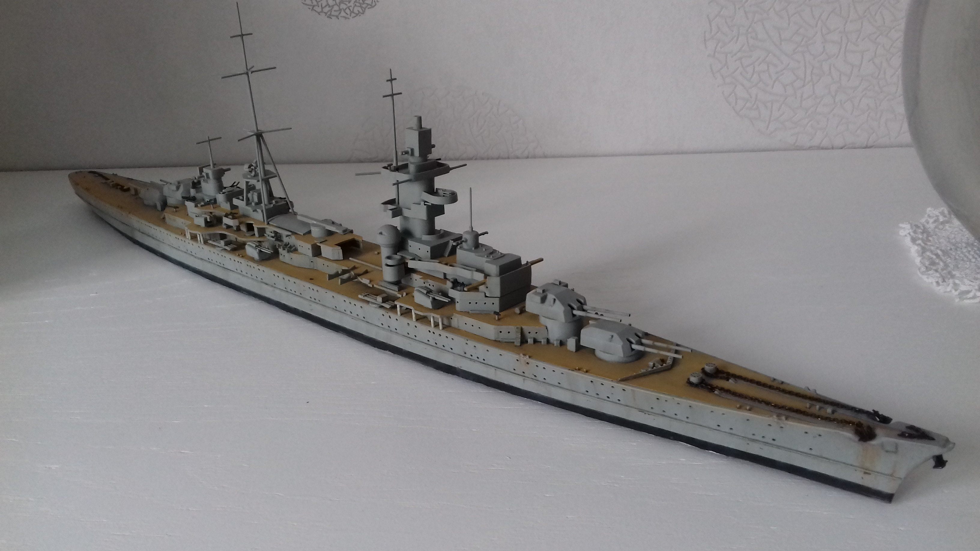  Croiseur lourd PRINZ EUGEN  Réf 1032 M13f