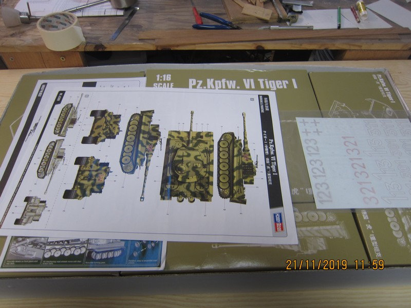  Vends maquette char Pz.Kpfw.VI Tiger HOBBY BOSS 82601 1/16 19iv