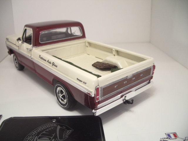 ford RANGER pickup 1971 XLT moebius 1/25 and BRIAN JAMES trailer aoshima 1/24 - Page 3 0et4