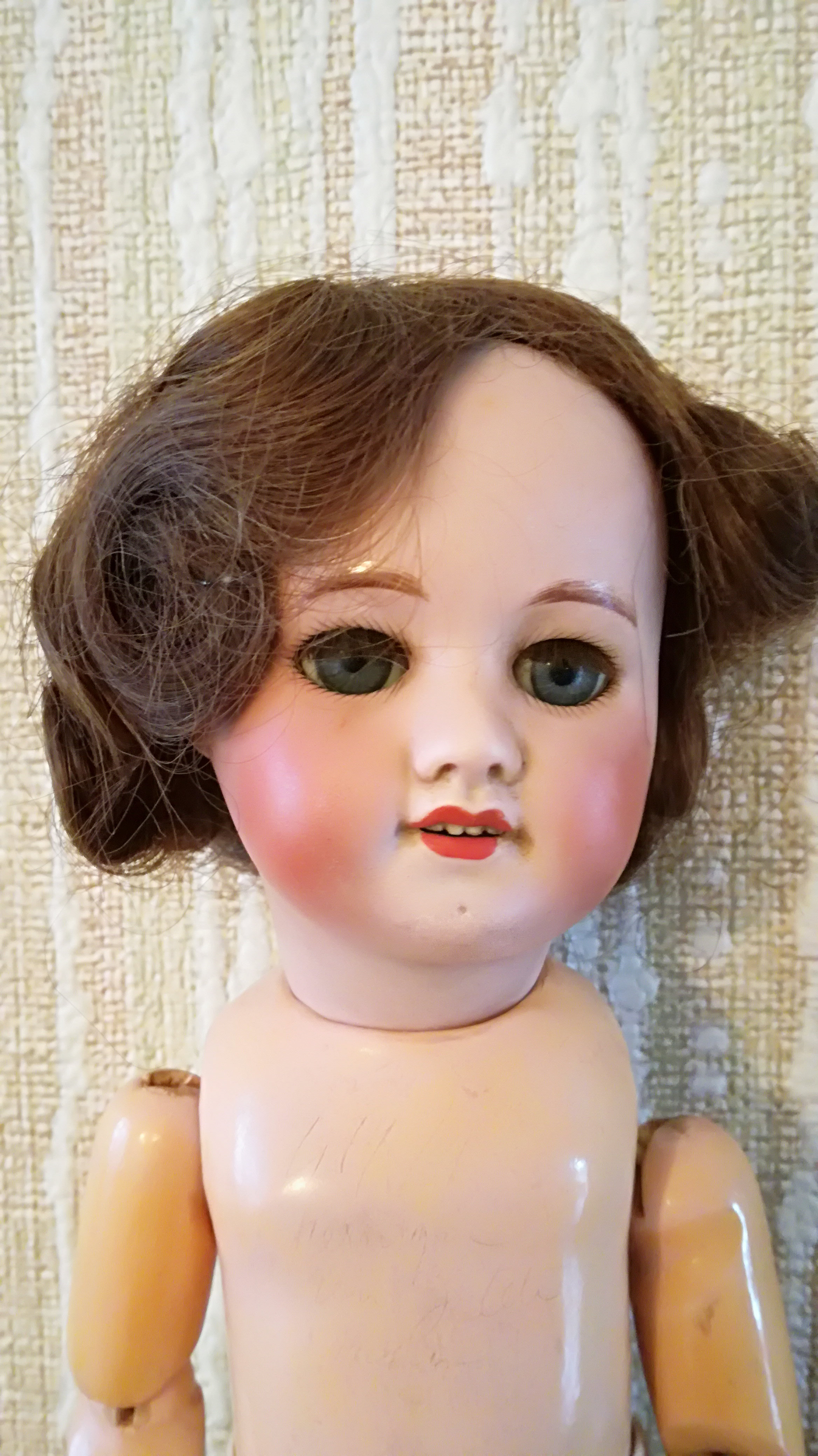 Une autre poupée ancienne 44 cm Uhbe