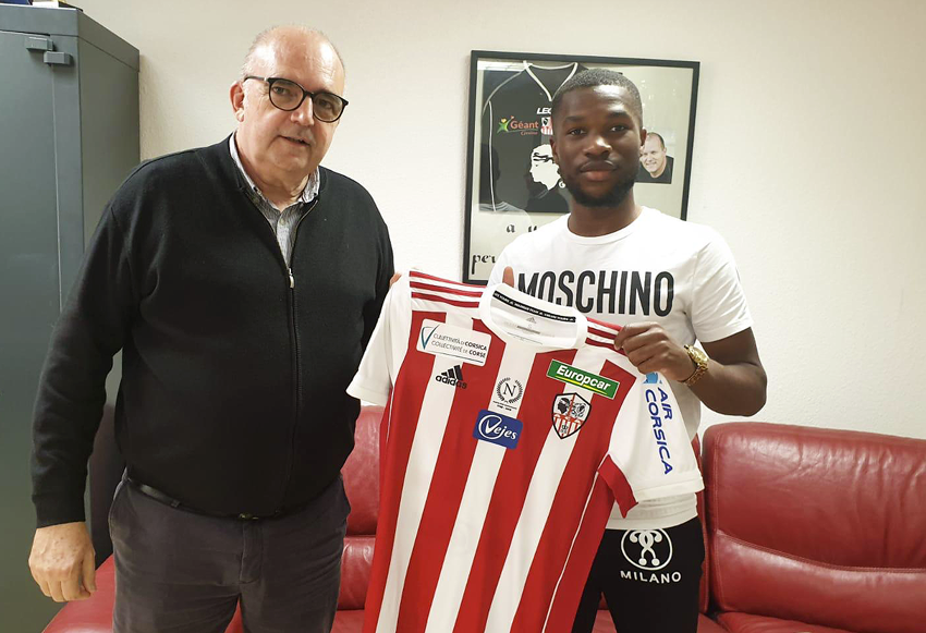 Tony Njiké signe aussi professionnel à l'AC Ajaccio