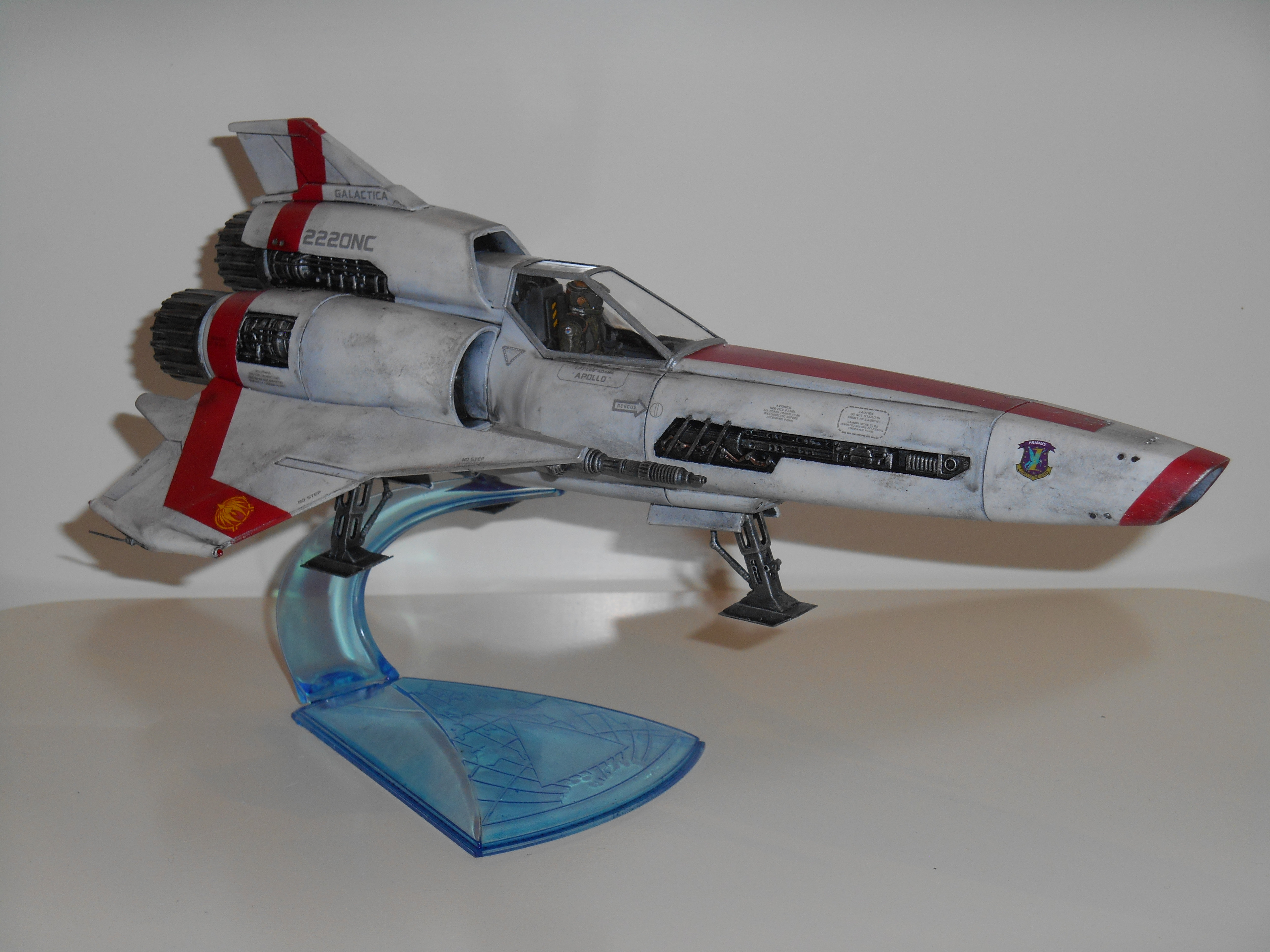 1/32 COLONIAL VIPER Mk II Battlestar Galactica  (Moebius) - Page 3 Cuvx