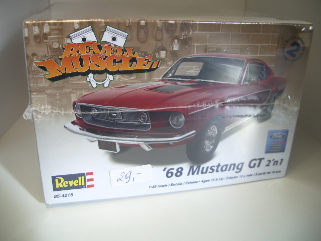 mustang GT 1968 de chez revell au 1/25 .  Wr4p