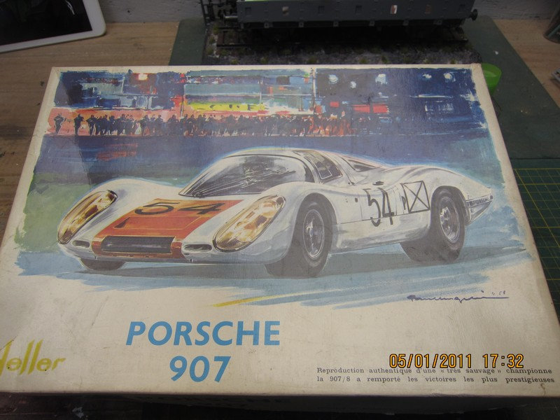 Porsche 907 1/24 Heller 8oc5