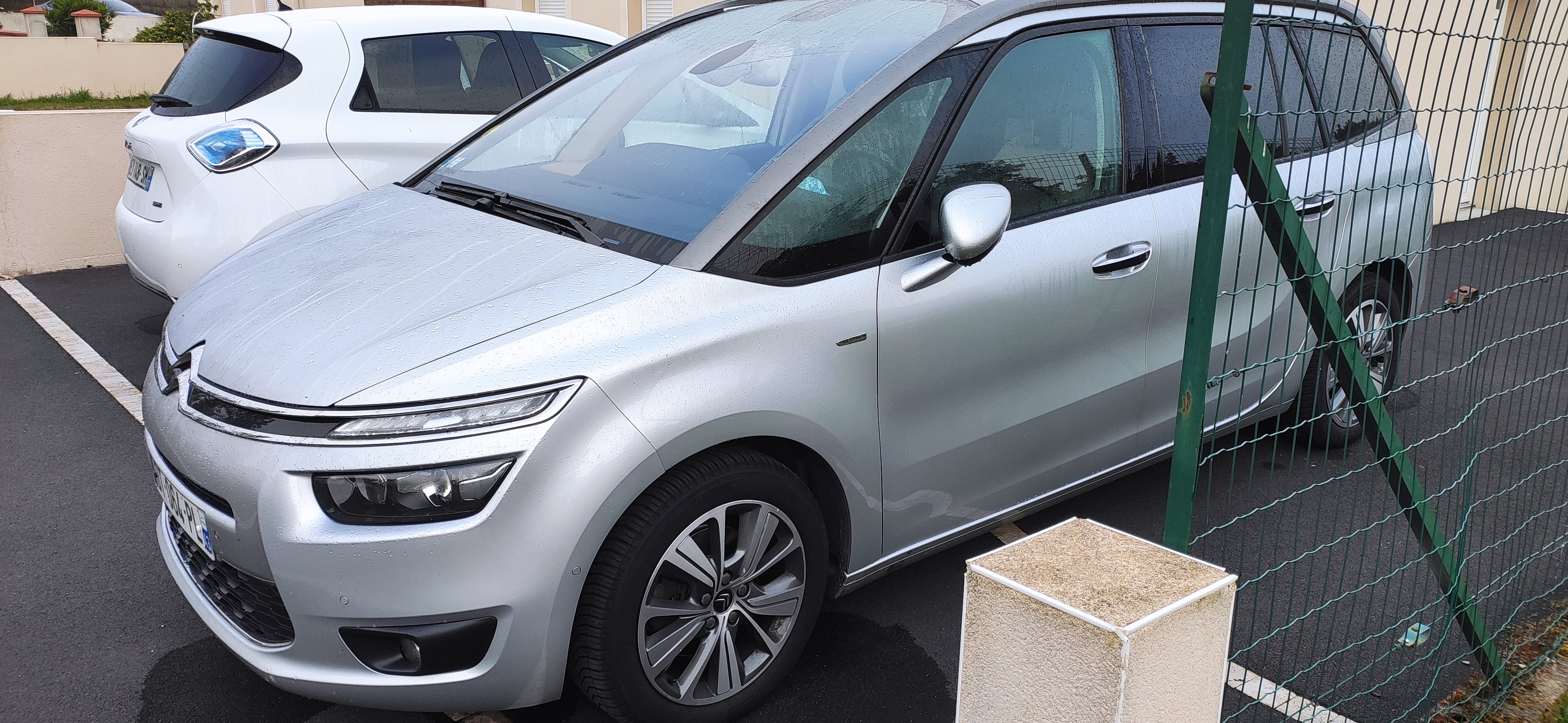 Grand C4 Picasso Exclusive HDI 150 E7w9