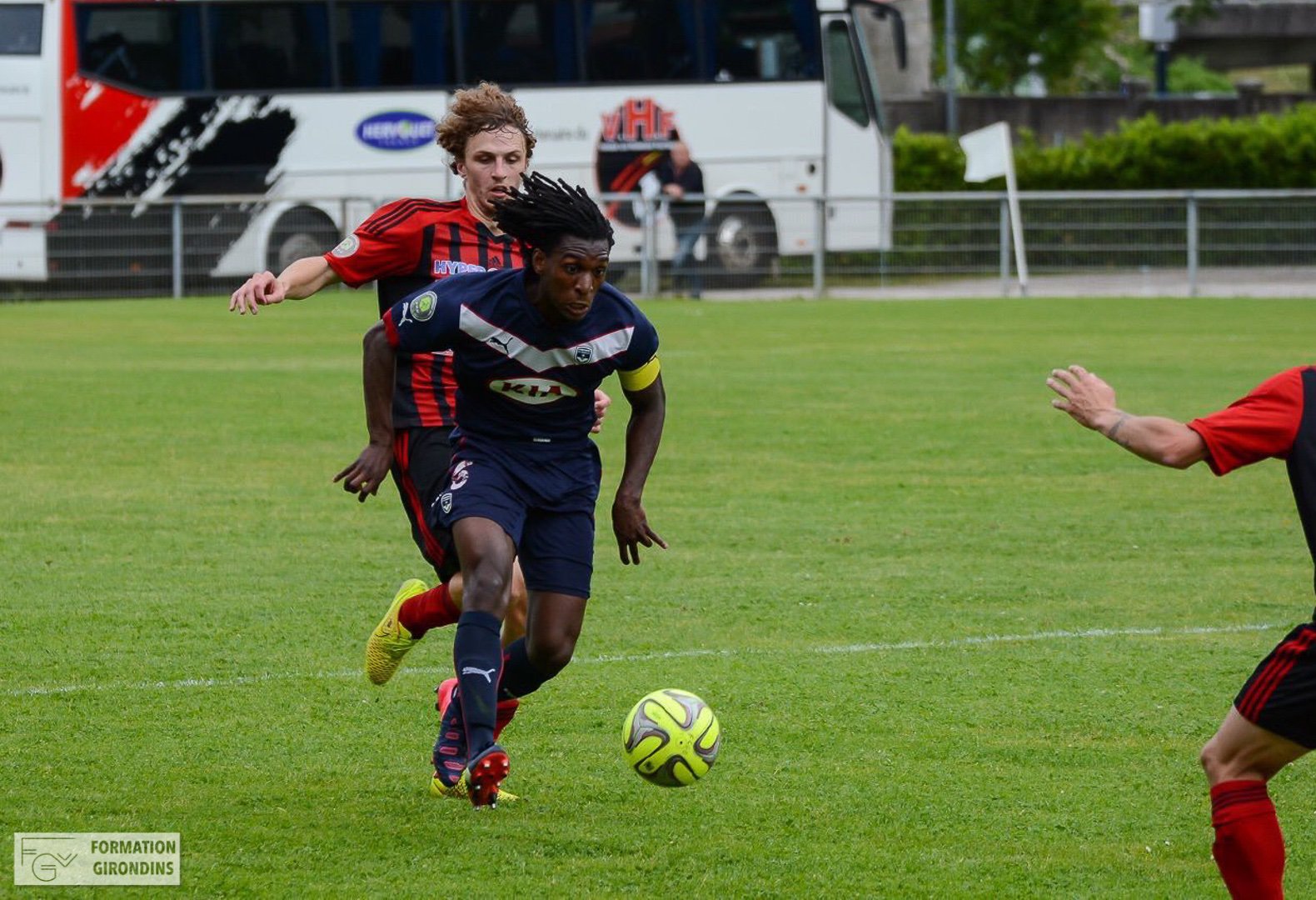 Actualités : Sessi D'Almeida prolonge à Valenciennes - Formation Girondins 