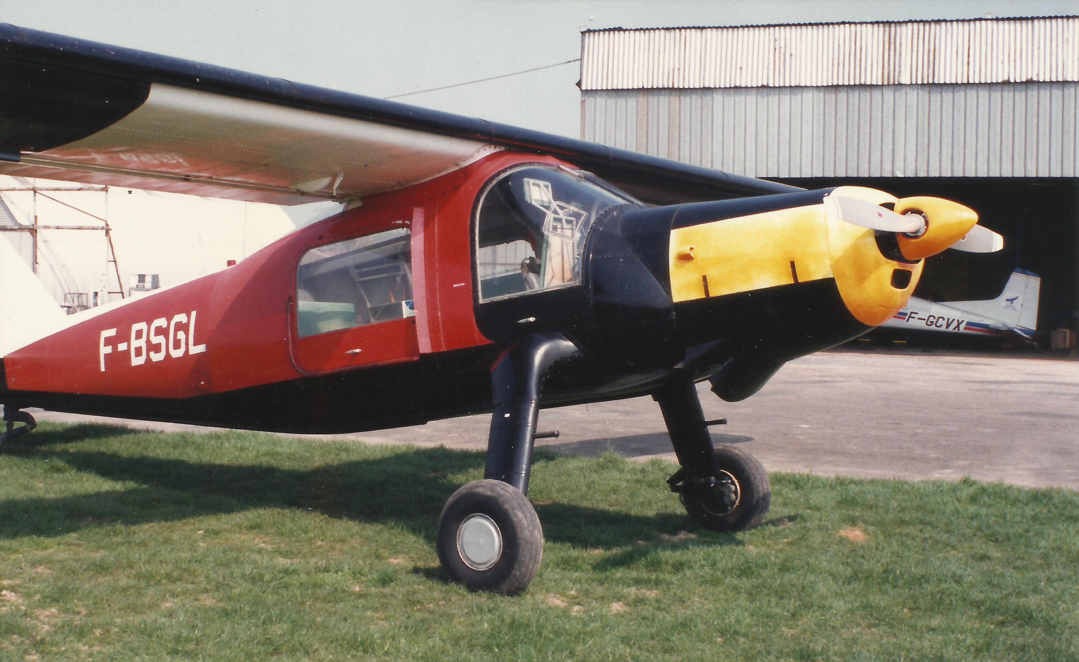 Dornier Do27 1/72 Special Hobby. F-BSGF Para Club de Dieppe (76)  N7yp