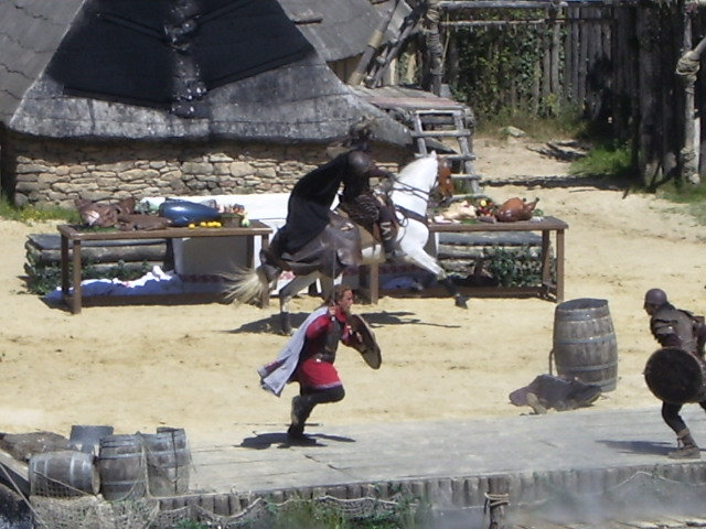 parc du puy du fou W8gr