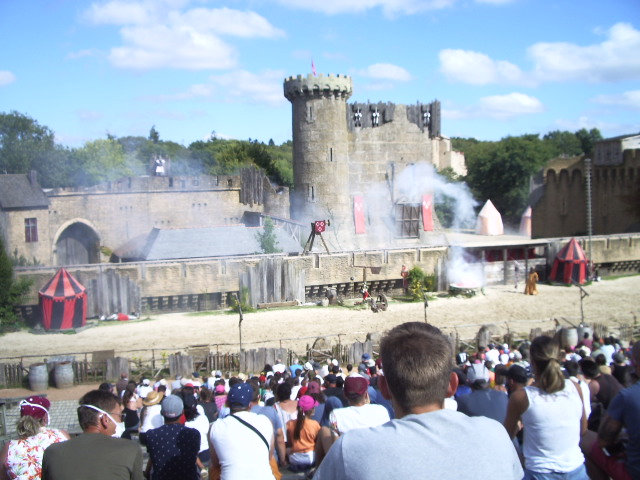 parc du puy du fou Mpmq