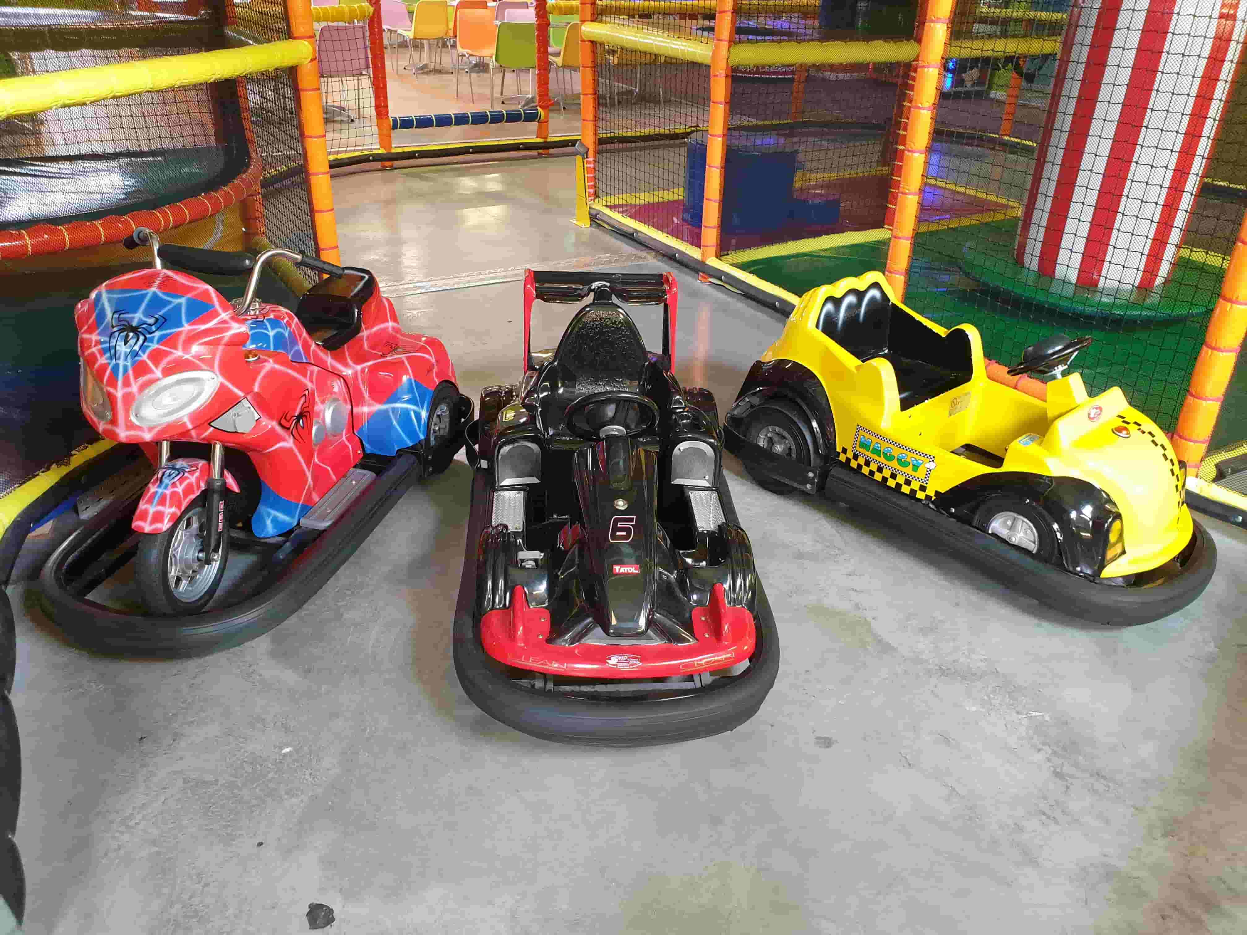 Karting électrique parc de jeux Amus'land à Villenoy Meaux