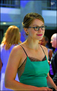 Melissa Benoist Qh58