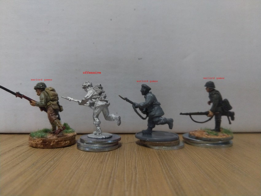 comparaison : offensive miniatures / perry plastic / warlord games "bolt action"/artizan/perry plastics S4jt