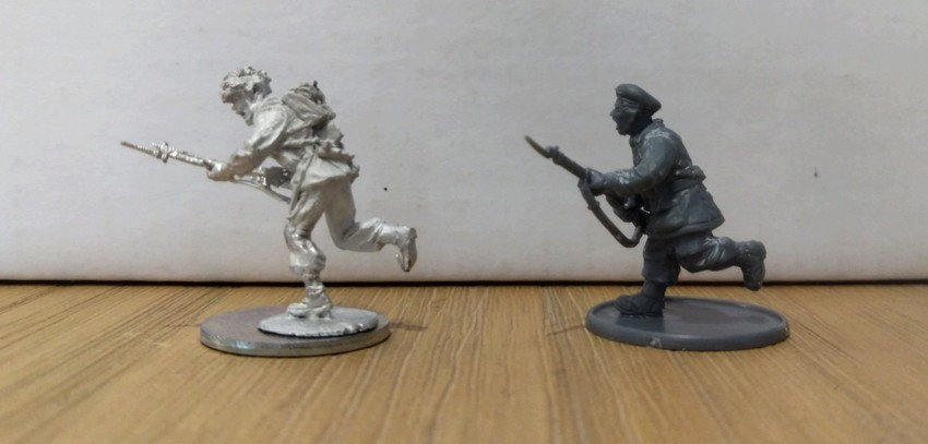 comparaison : offensive miniatures / perry plastic / warlord games "bolt action"/artizan/perry plastics Z6wi