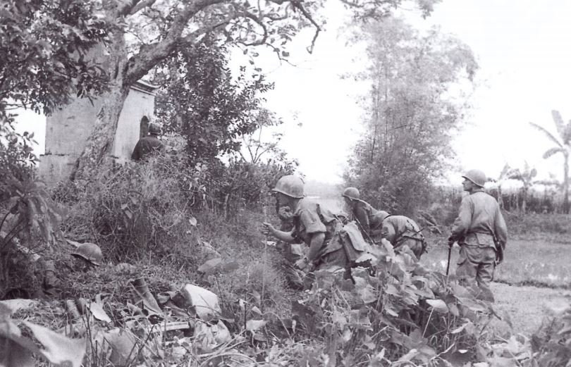 Le 10e BPCP en opération à Thai Binh en février 1952 Xu5m