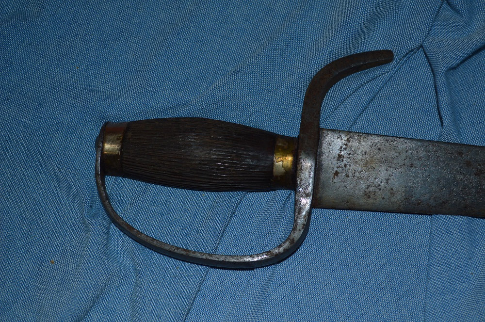 Petit sabre ? Et Chassepot allemande ? 0k8z