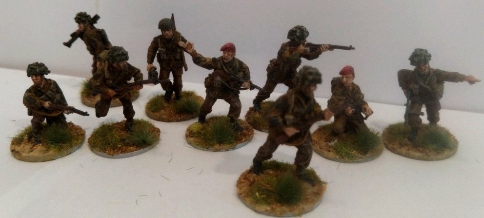 british paratroopers "bolt action plastic" et "offensive miniatures"(métal) 1zy7