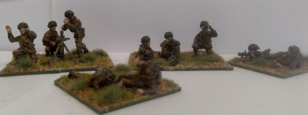 british paratroopers "bolt action plastic" et "offensive miniatures"(métal) Rg96
