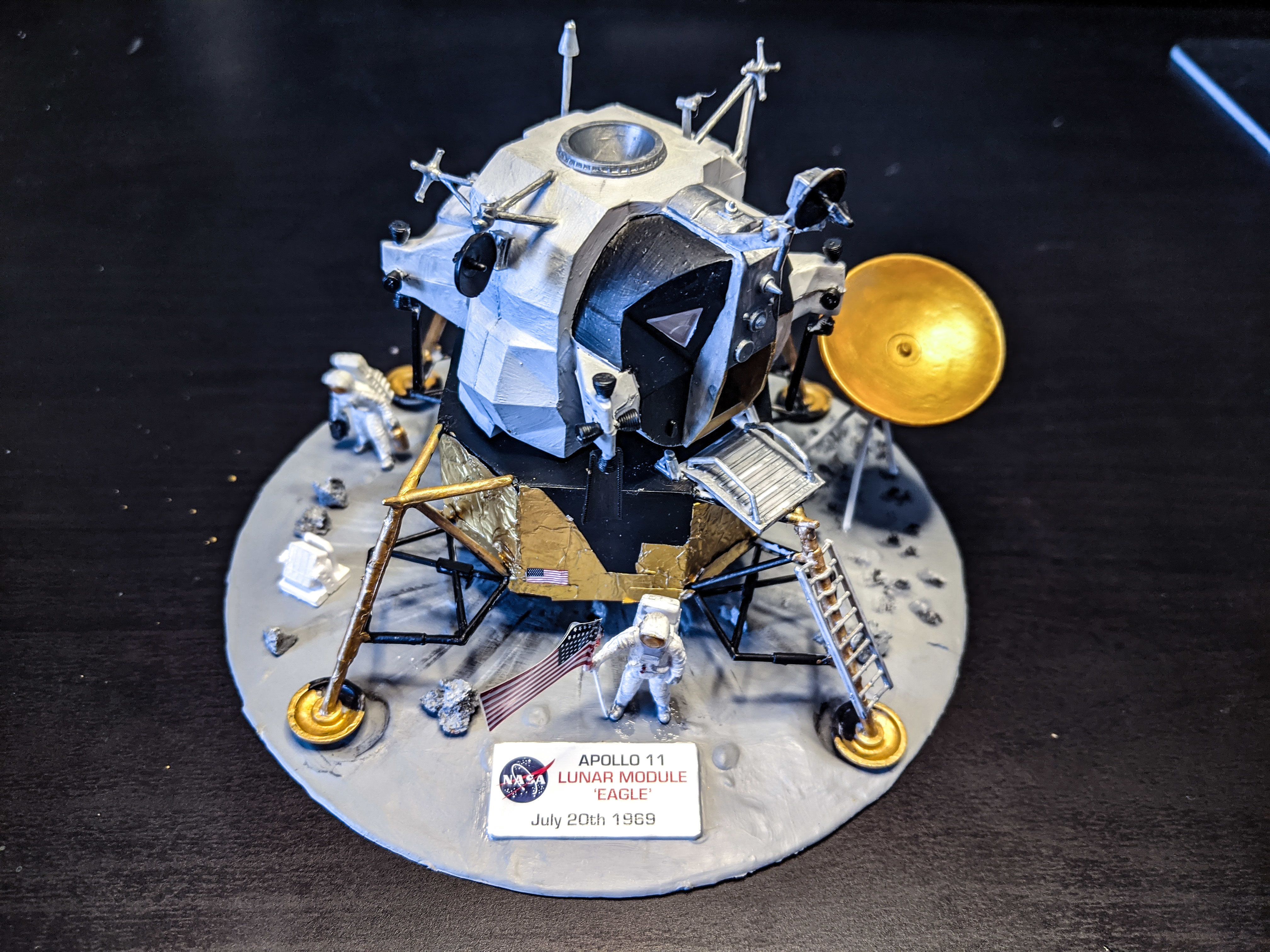 Lunar Module + diorama personnalisé de chez Airfix 1:72 Wfrq