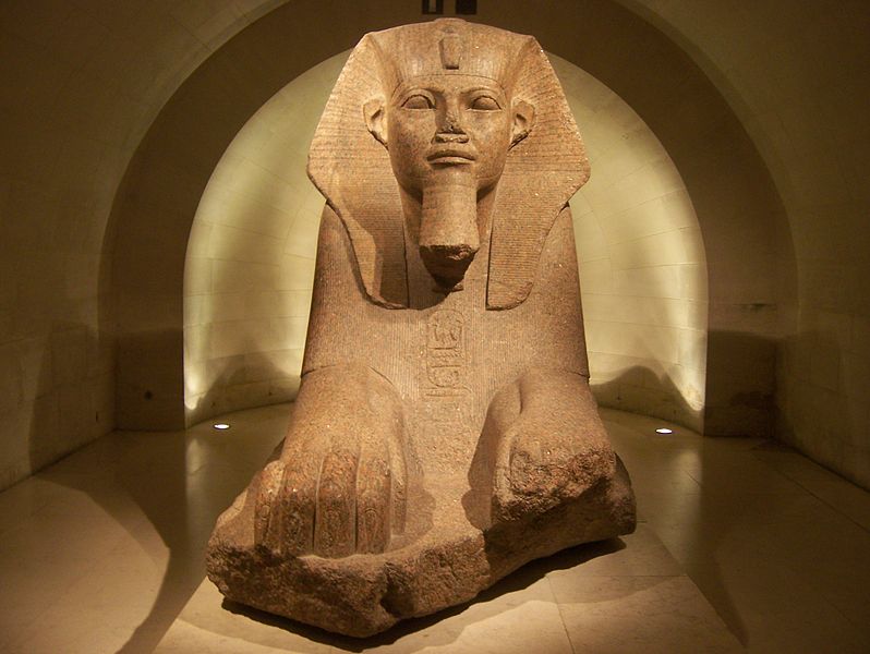 Sphinx de Tanis aux cartouches du roi Sheshonq I