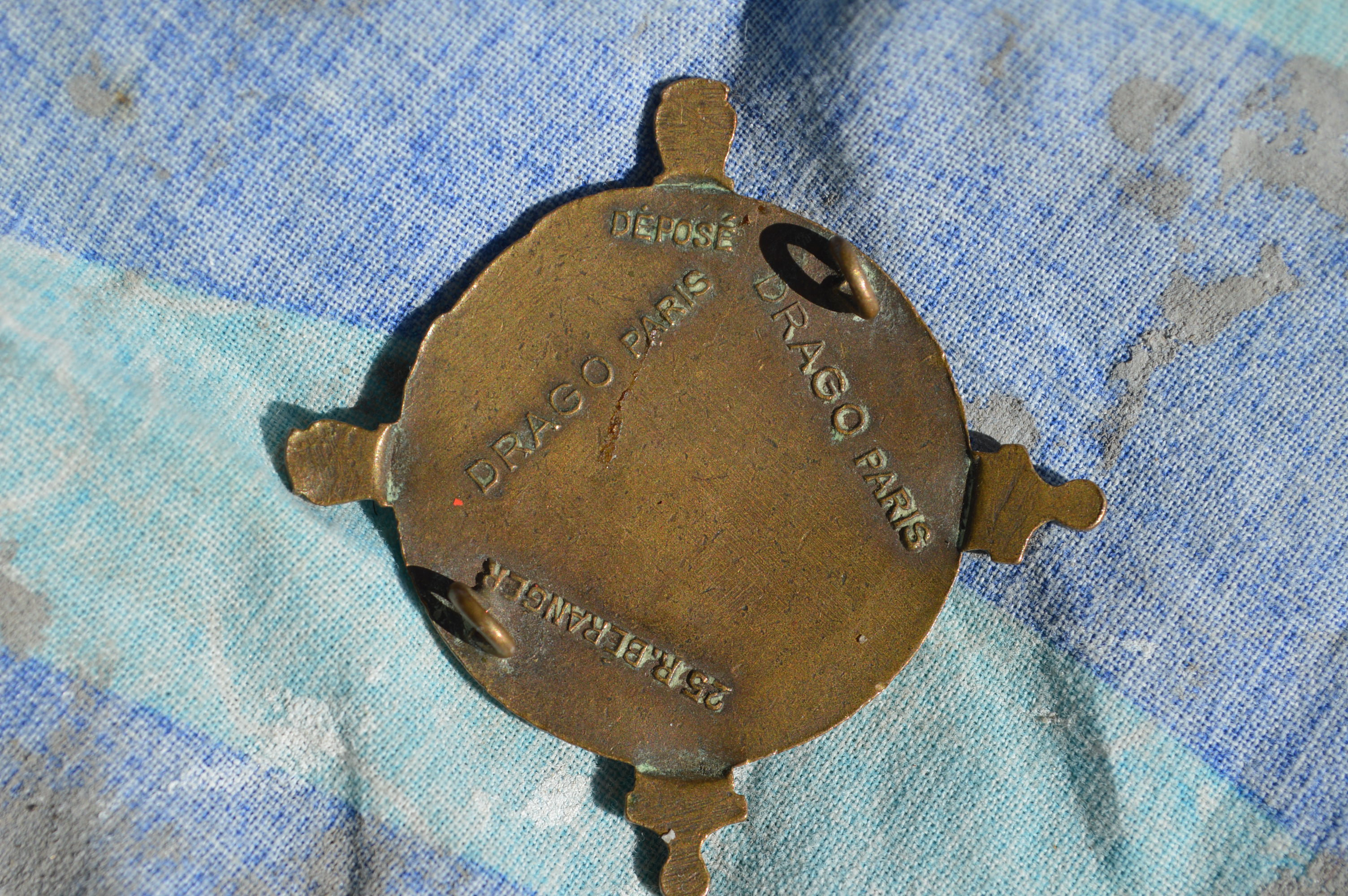 insignes français à dater et une croix de fer 1939 à authentifier  Vprh