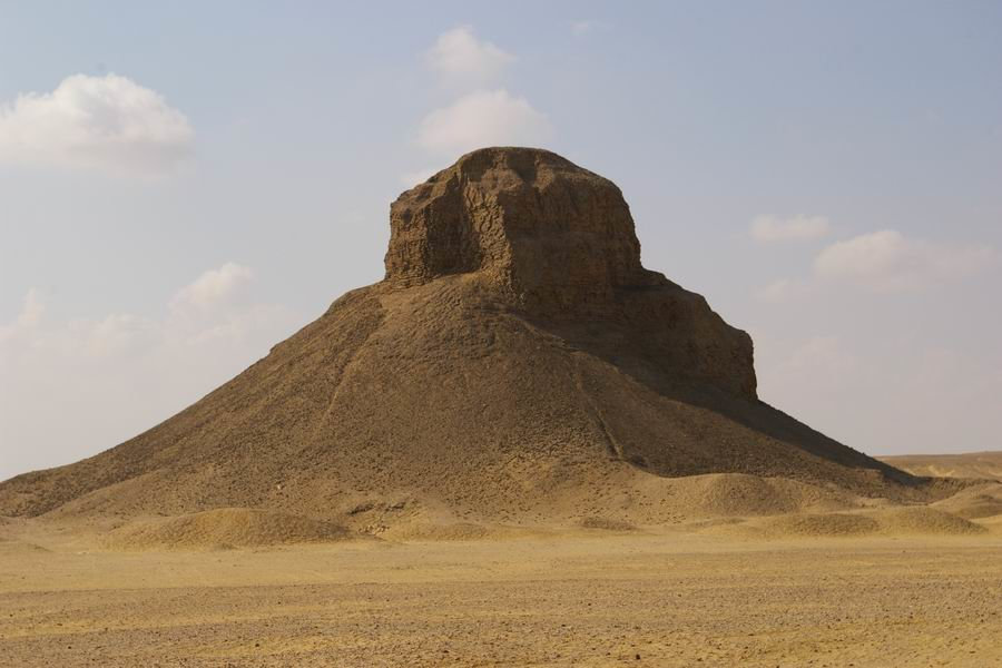 Pyramide d'Amenemhat III à Dashour