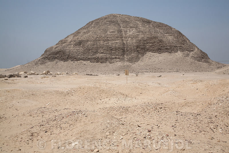 Pyramide d'Amenemhat III à Hawara
