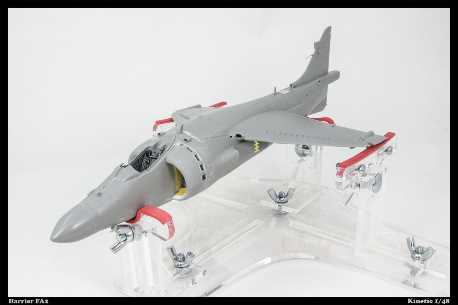 Harrier FA2 Kinetic 1/48 Ipq7