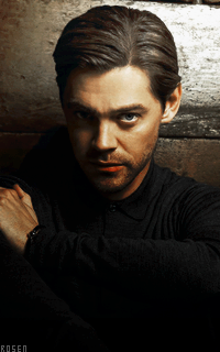 Tom Payne 3yab