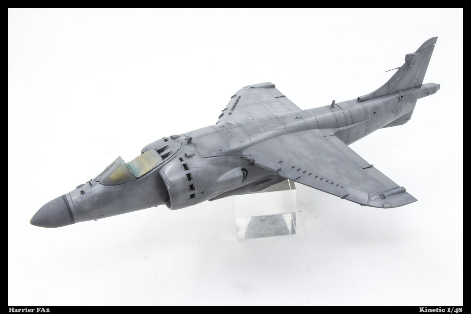 Harrier FA2 Kinetic 1/48 Xn4h