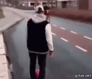 https://zupimages.net/up/20/51/tl49.gif