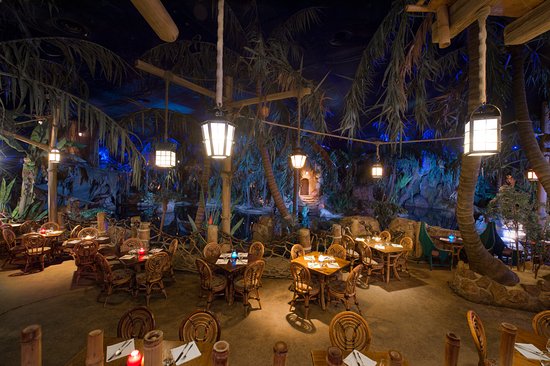 Captain Jack's - Le Restaurant des Pirates (ex- Blue Lagoon" (Disneyland Parc)  - Page 10 8f3v