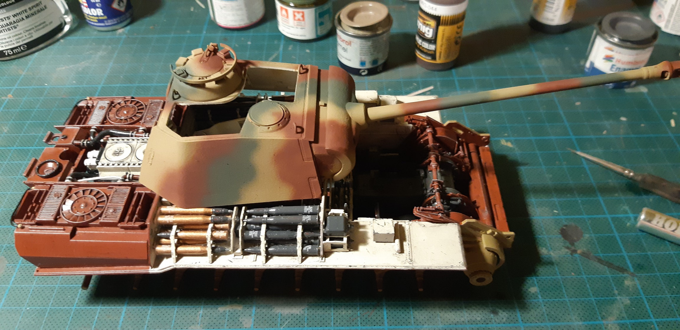 Panther ausf.A Takom full interior 7dxq