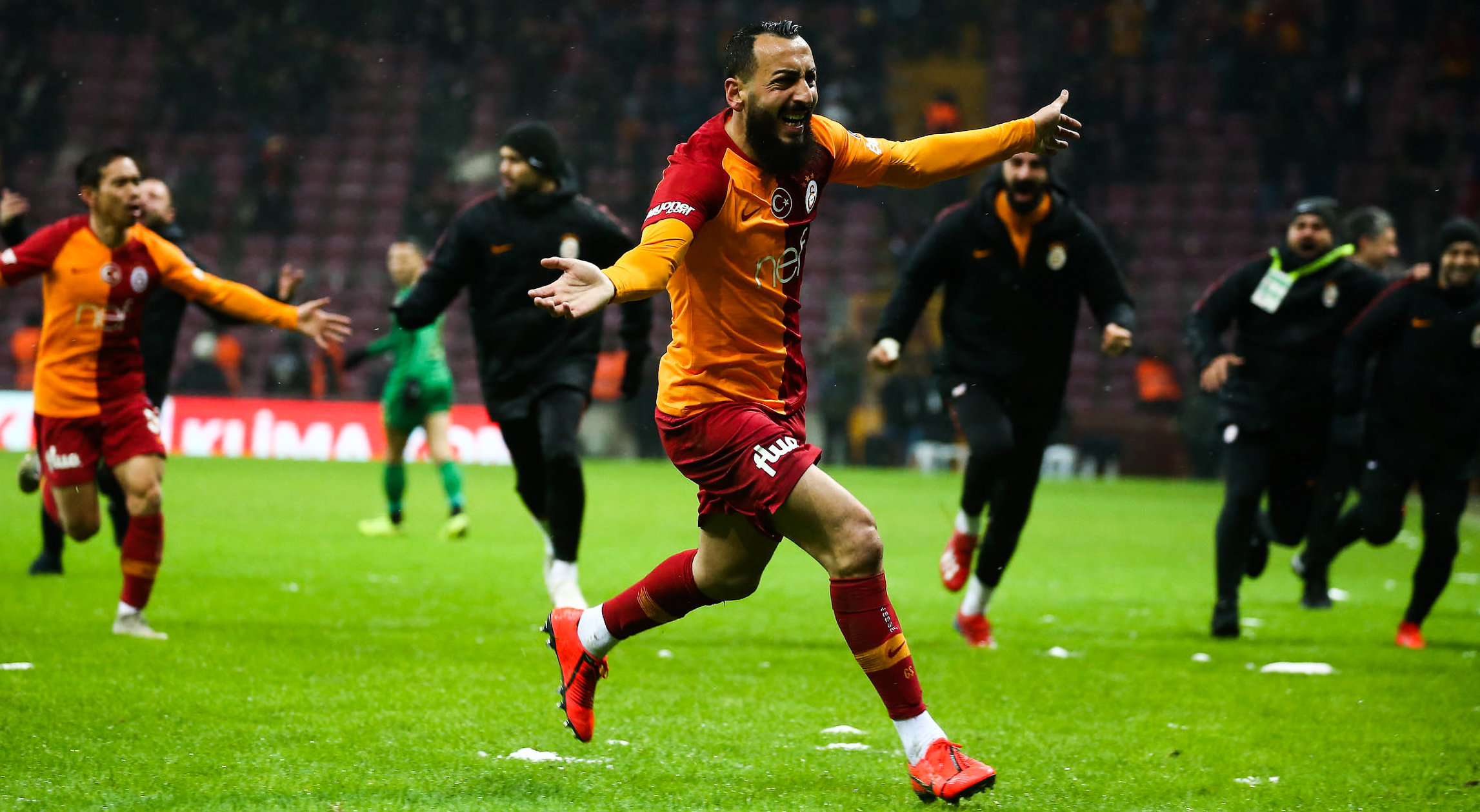 Mitroglou célébrant son unique but en Süper Lïg avec Galatasaray. 24/02/2019.