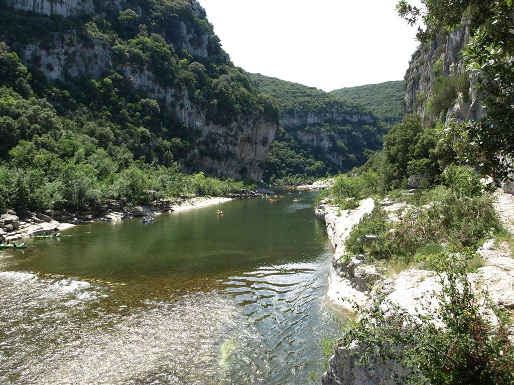 Gorges de l'Ardèche en hiver Zjn9