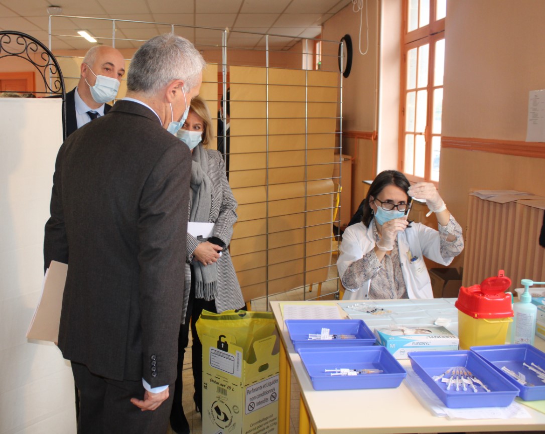 Carnets de notes : Madame la Ministre a félicité les ...